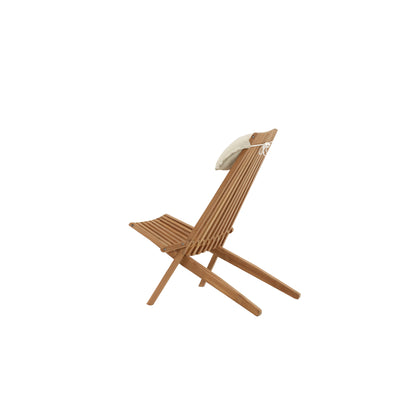 Kelly Lounge Chair – Teak golden inkl. beigem Kissen