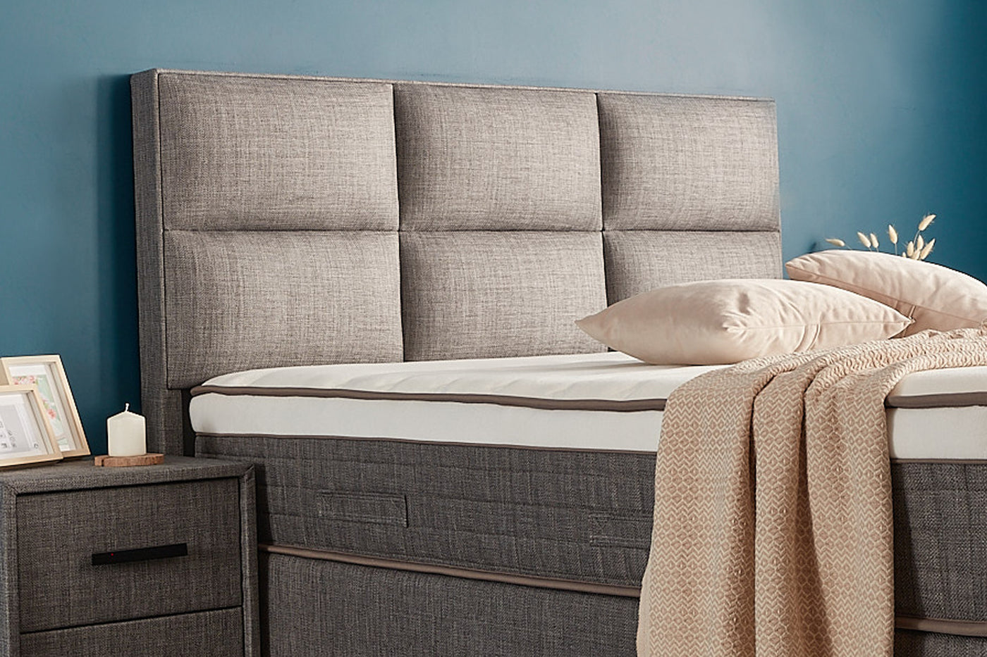 ZELDA Boxbett Boxspringbett Bettkasten Strukturstoff Grau Greige orthopädisch von ABC Bedding | zelda-boxbett-boxspringbett-mit-bettkasten-samt-grau-anthrazit | Mit Bettkasten